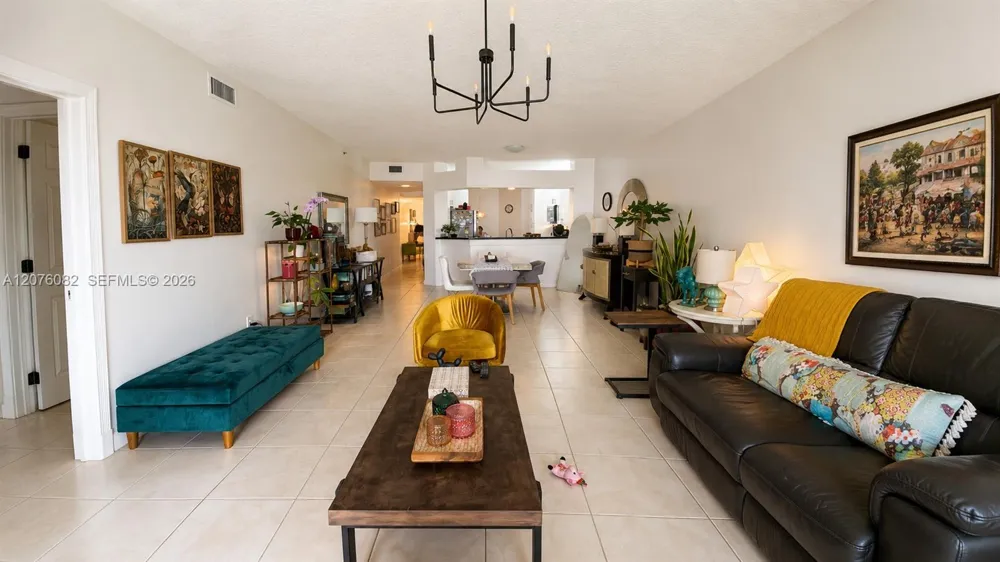 10750 NW 66th St #413 Doral, FL 33178