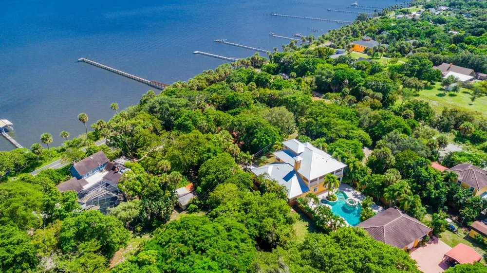 8053 S Indian River Drive Fort Pierce, FL 34982