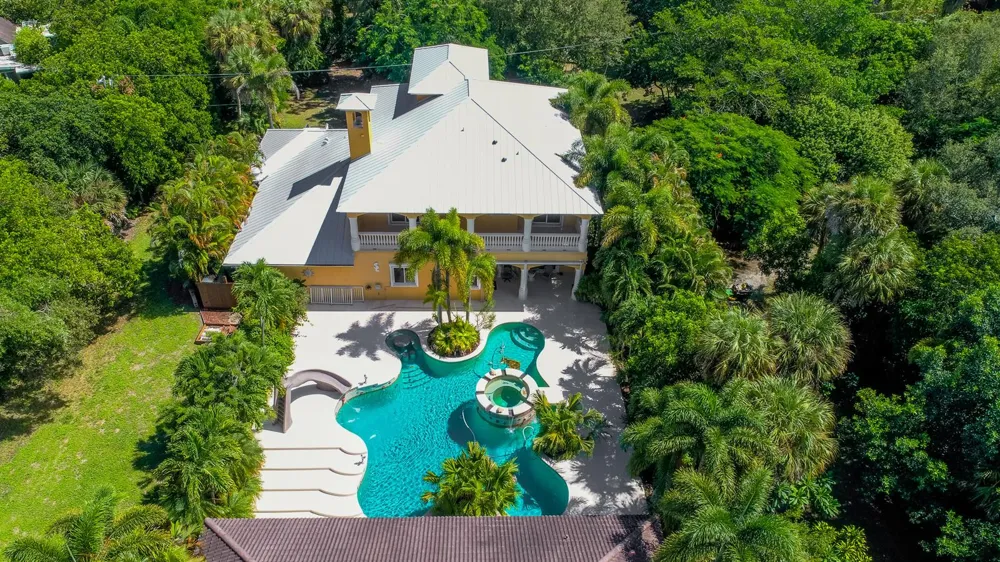 8053 S Indian River Drive Fort Pierce, FL 34982