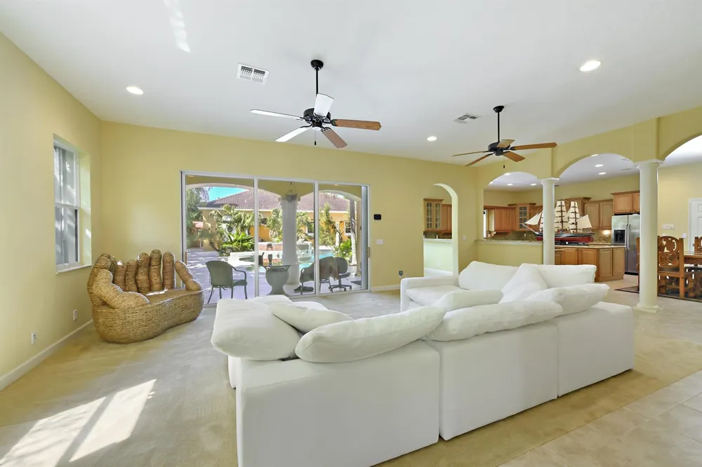 8053 S Indian River Drive Fort Pierce, FL 34982