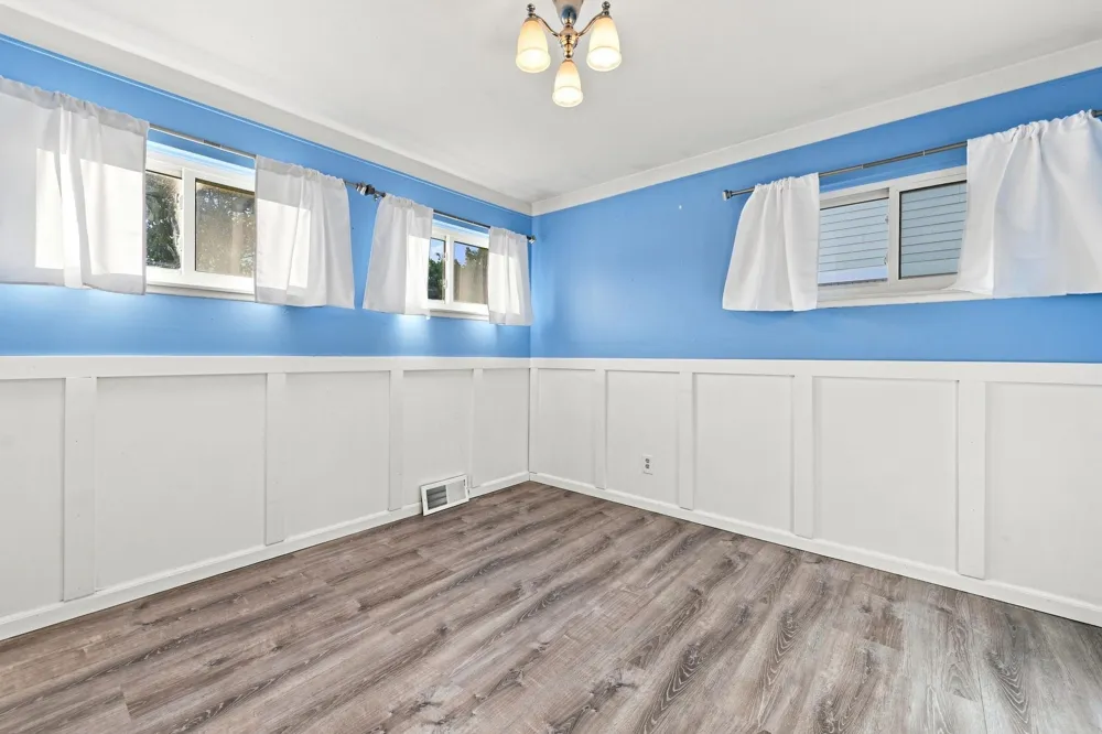 26200 Marlene Street Roseville City, MI 48066