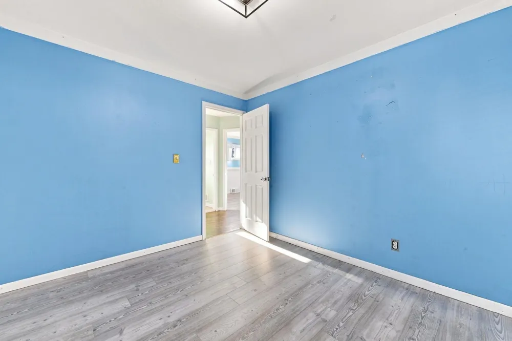 26200 Marlene Street Roseville City, MI 48066