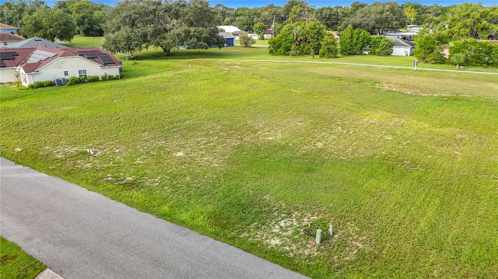 5401 BOXTREE COURT Dade City, FL 33523