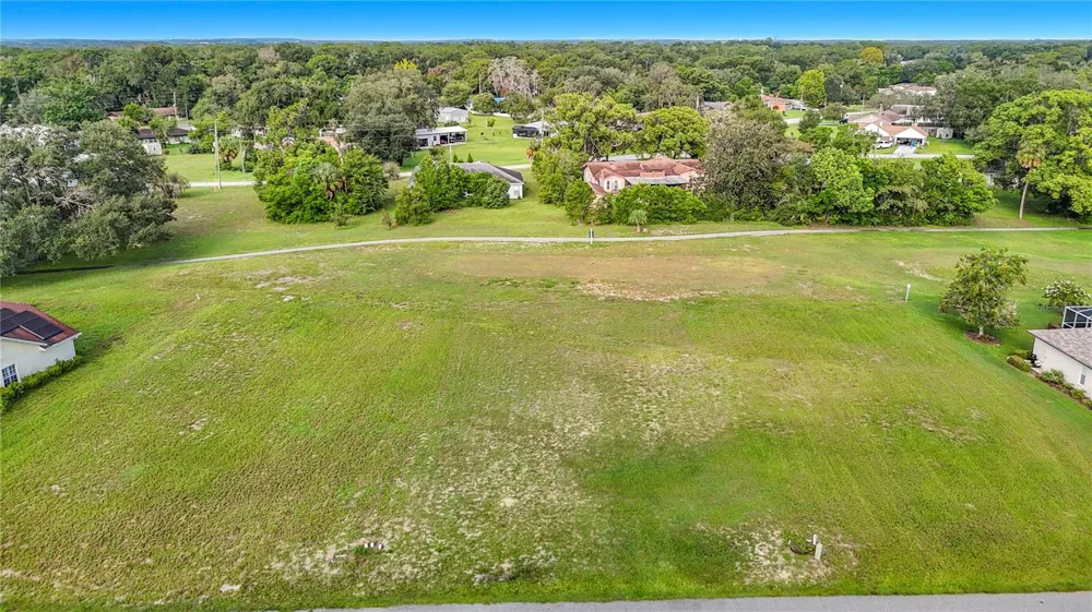 5401 BOXTREE COURT Dade City, FL 33523