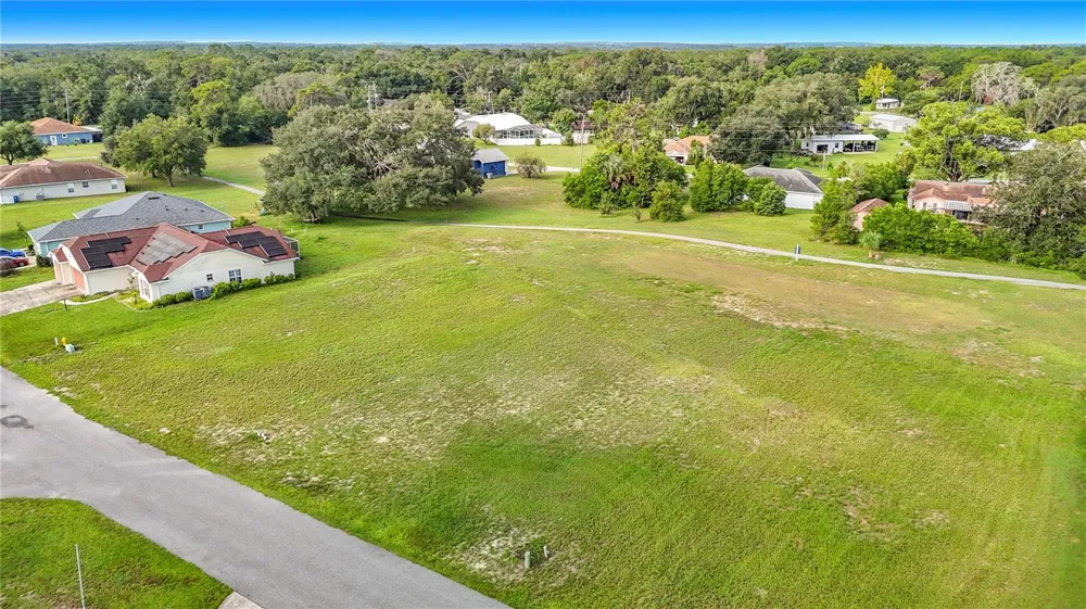 5401 BOXTREE COURT Dade City, FL 33523
