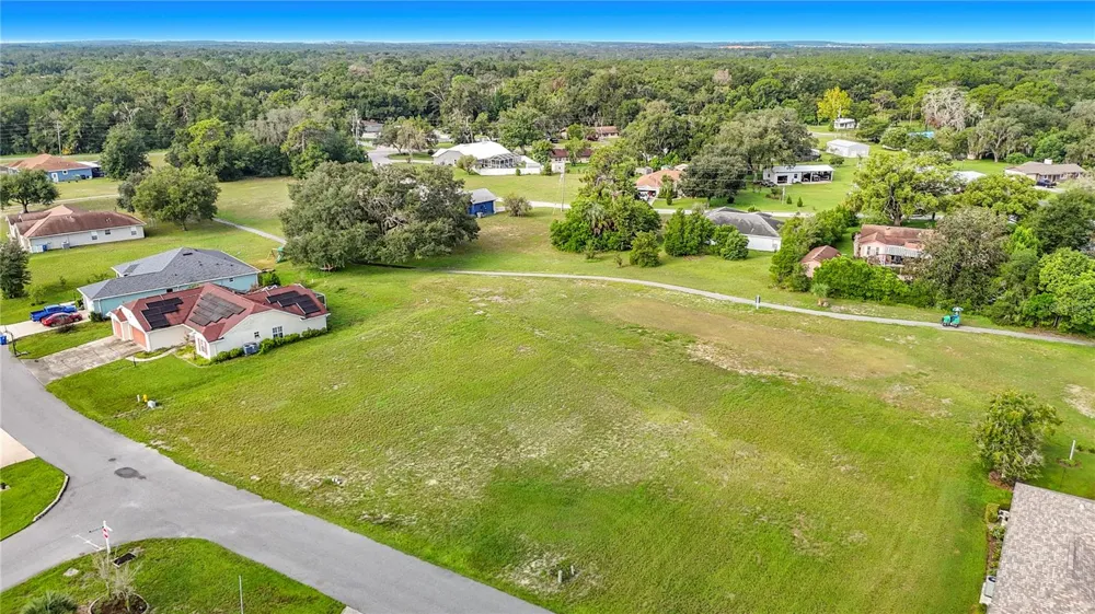5401 BOXTREE COURT Dade City, FL 33523