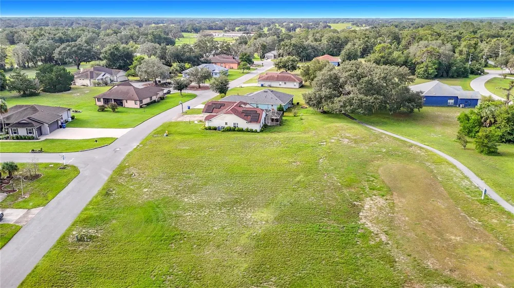 5401 BOXTREE COURT Dade City, FL 33523