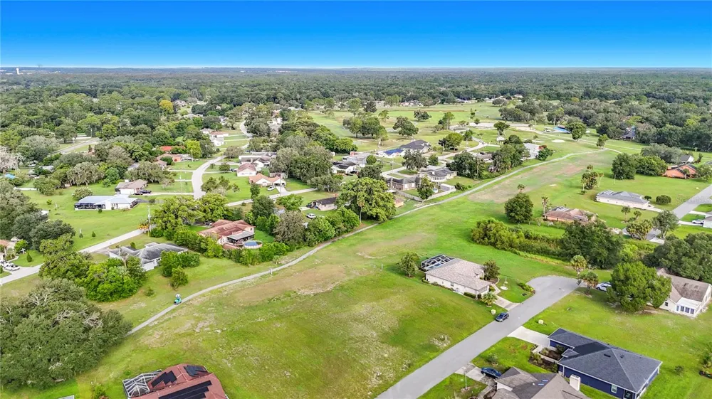 5401 BOXTREE COURT Dade City, FL 33523