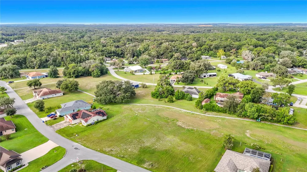 5401 BOXTREE COURT Dade City, FL 33523