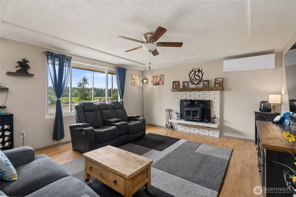 1808 Wellington Drive Oak Harbor, WA 98277