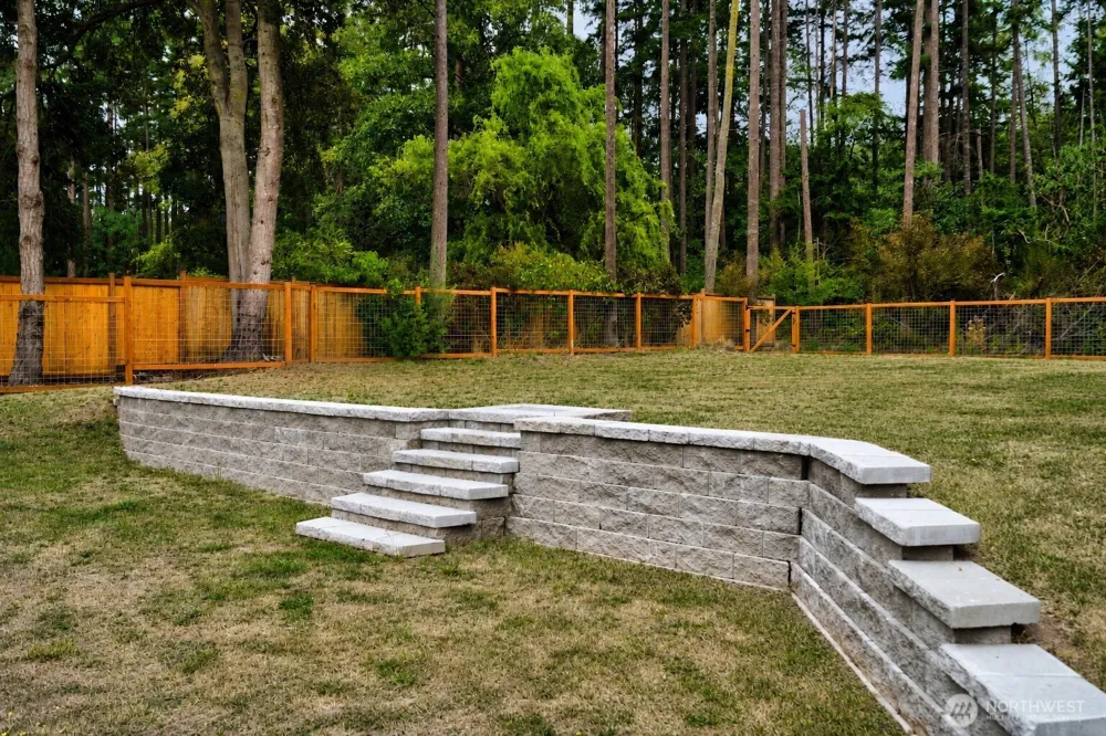 1808 Wellington Drive Oak Harbor, WA 98277