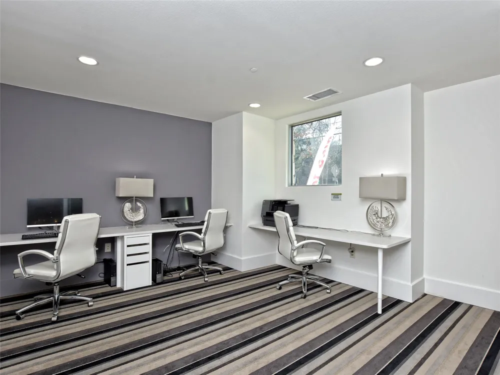 1900 Barton Springs Road #5031 Austin, TX 78704
