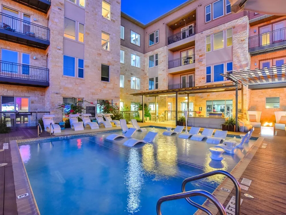 1900 Barton Springs Road #5031 Austin, TX 78704