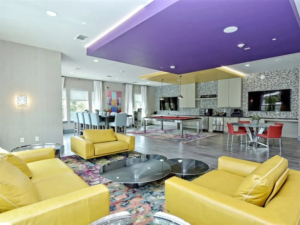 1900 Barton Springs Road #5031 Austin, TX 78704