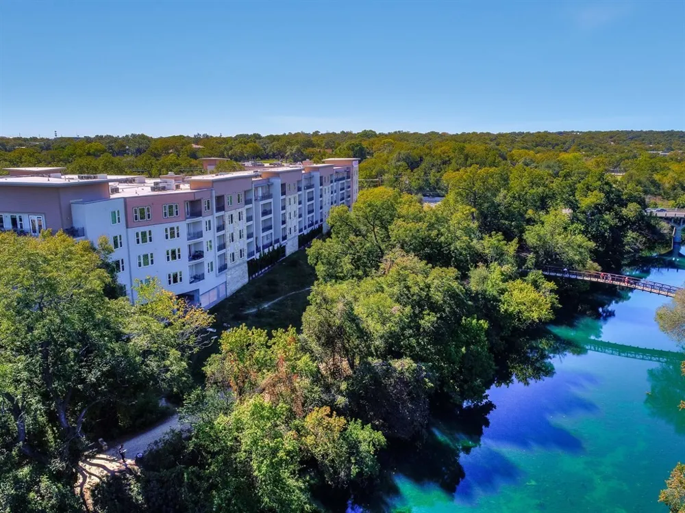 1900 Barton Springs Road #5031 Austin, TX 78704