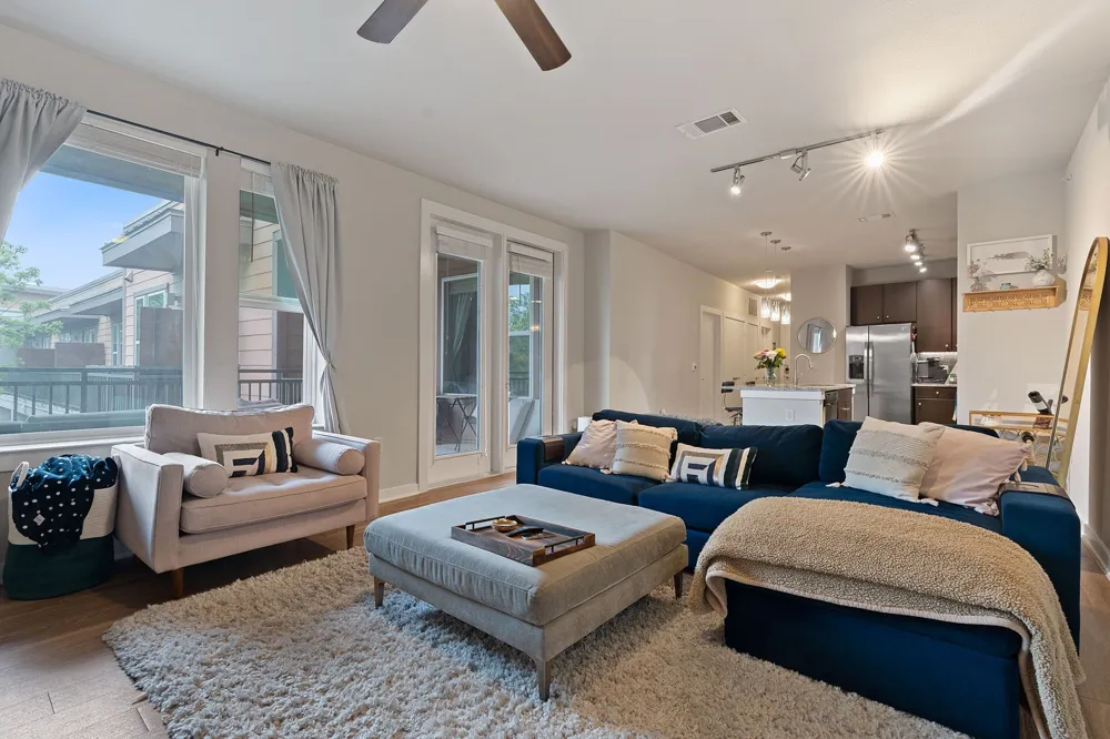 1900 Barton Springs Road #5031 Austin, TX 78704