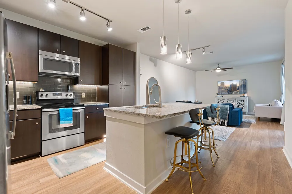1900 Barton Springs Road #5031 Austin, TX 78704