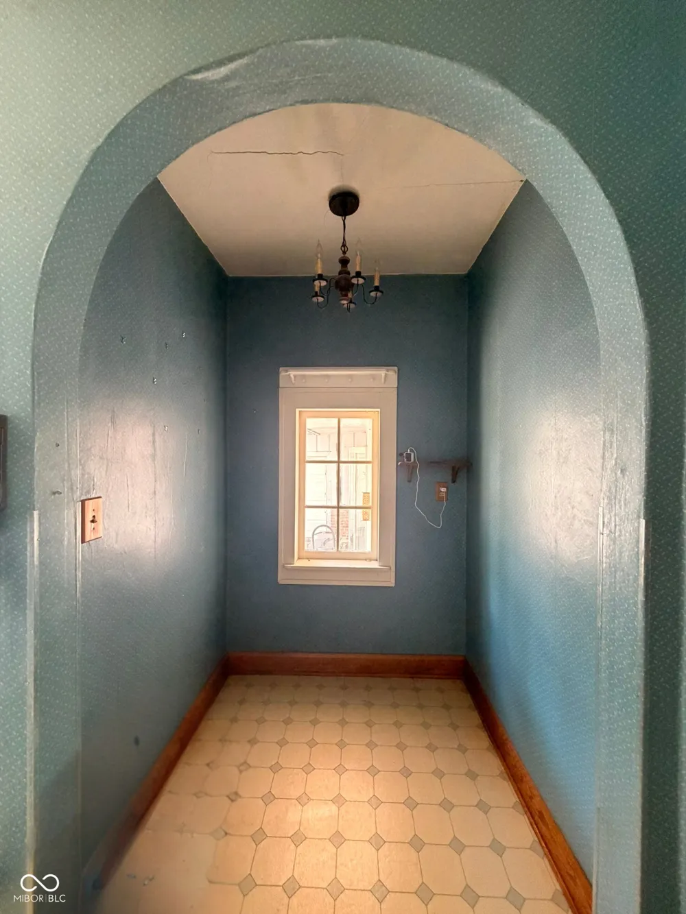 1321 W 8th Street Anderson, IN 46016