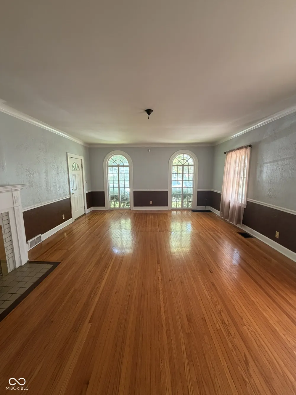1321 W 8th Street Anderson, IN 46016