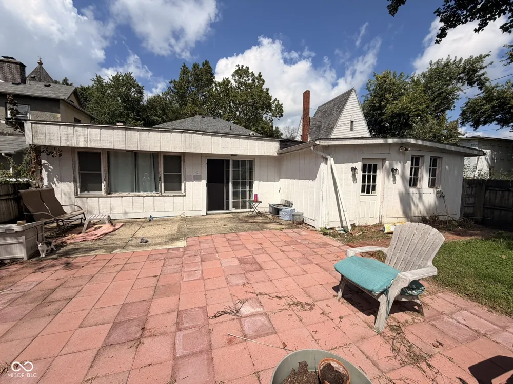 1321 W 8th Street Anderson, IN 46016