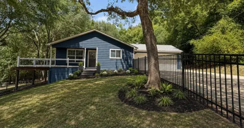 445 Loop Drive