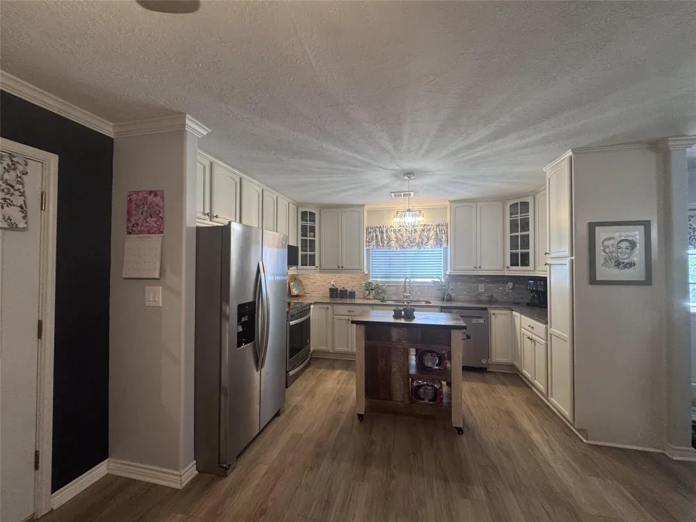 445 Loop Drive Livingston, TX 77351
