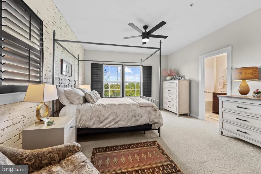 4214 SKYVIEW Baltimore, MD 21211
