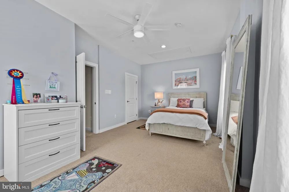 4214 SKYVIEW Baltimore, MD 21211