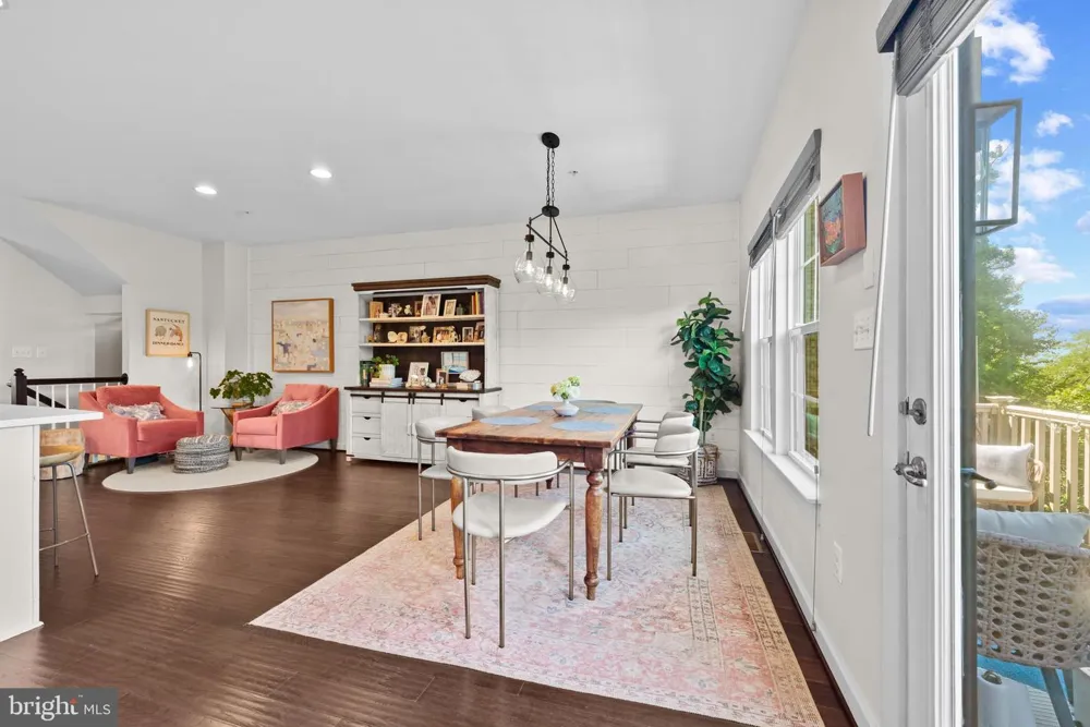 4214 SKYVIEW Baltimore, MD 21211