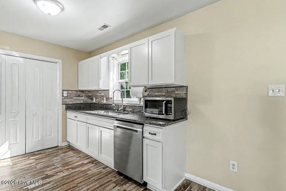 210 Choke Cherry S Richlands, NC 28574