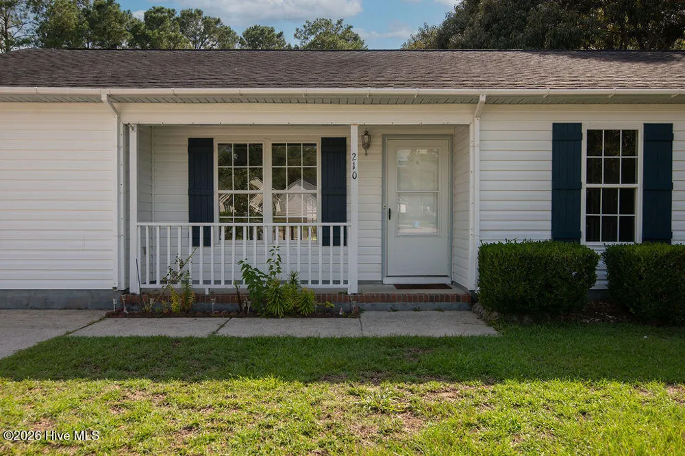 210 Choke Cherry S Richlands, NC 28574