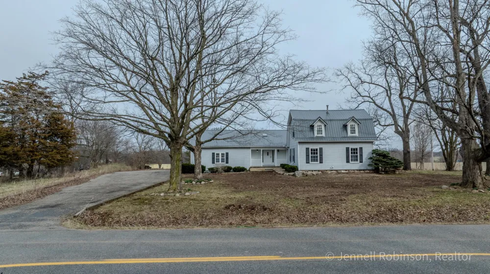 7154 Morse Lake Avenue SE Bowne Township, MI 49302