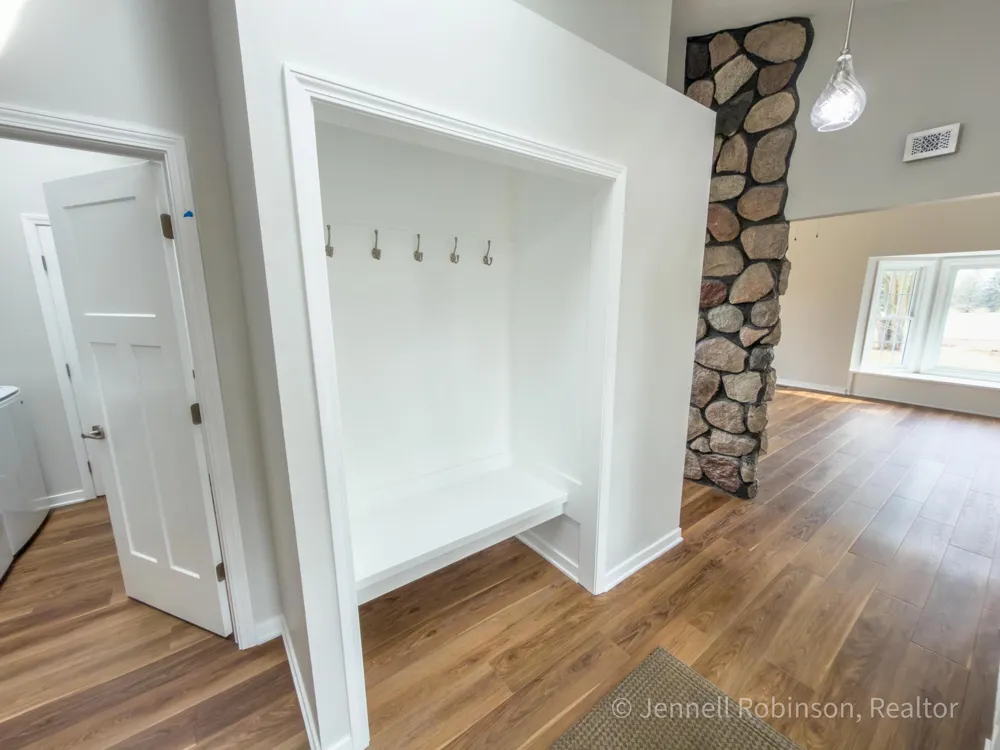 7154 Morse Lake Avenue SE Bowne Township, MI 49302