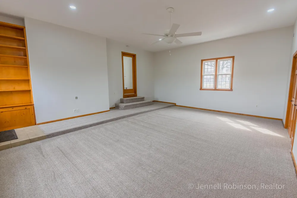 7154 Morse Lake Avenue SE Bowne Township, MI 49302