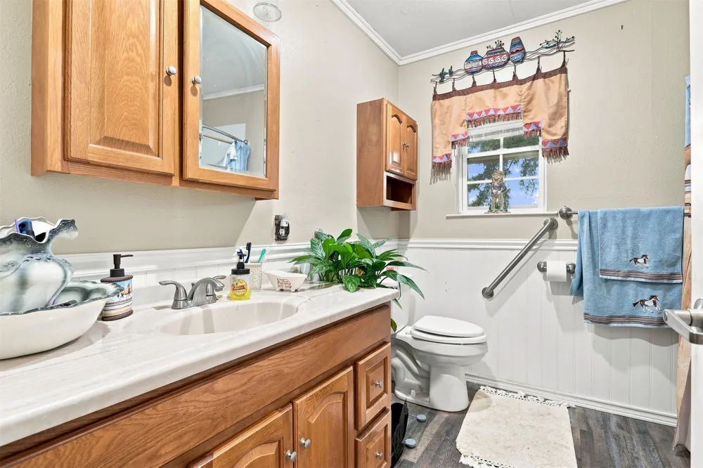 208 W Umstead Colbert, OK 74733