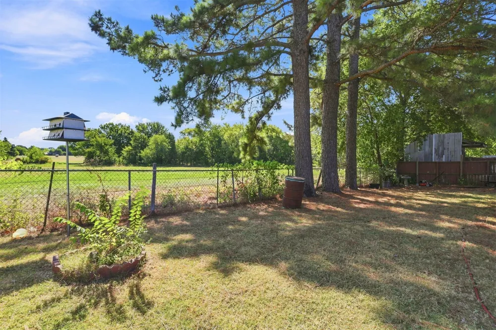 208 W Umstead Colbert, OK 74733
