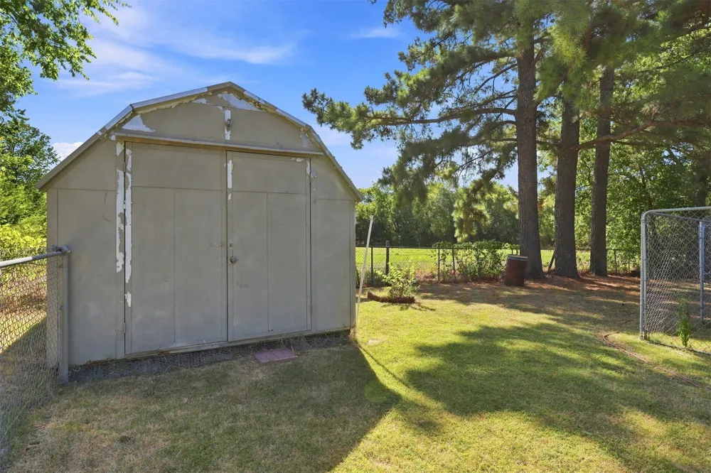 208 W Umstead Colbert, OK 74733