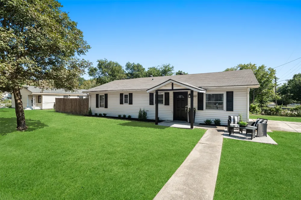 400 Denton Street Howe, TX 75459