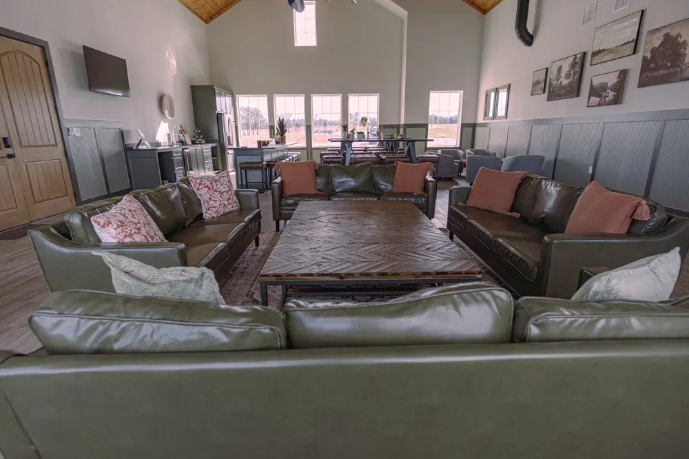 352 Lakeshore Lane Windom, TX 75492