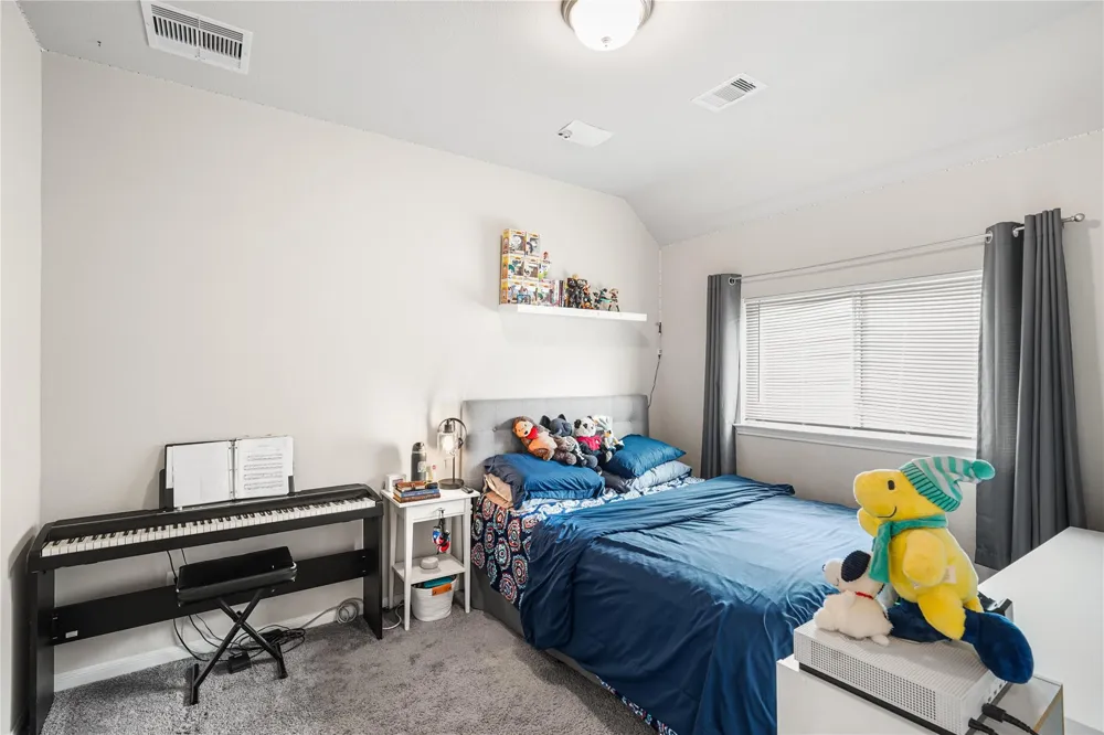 2109 Hickory Valley Court Pearland, TX 77581