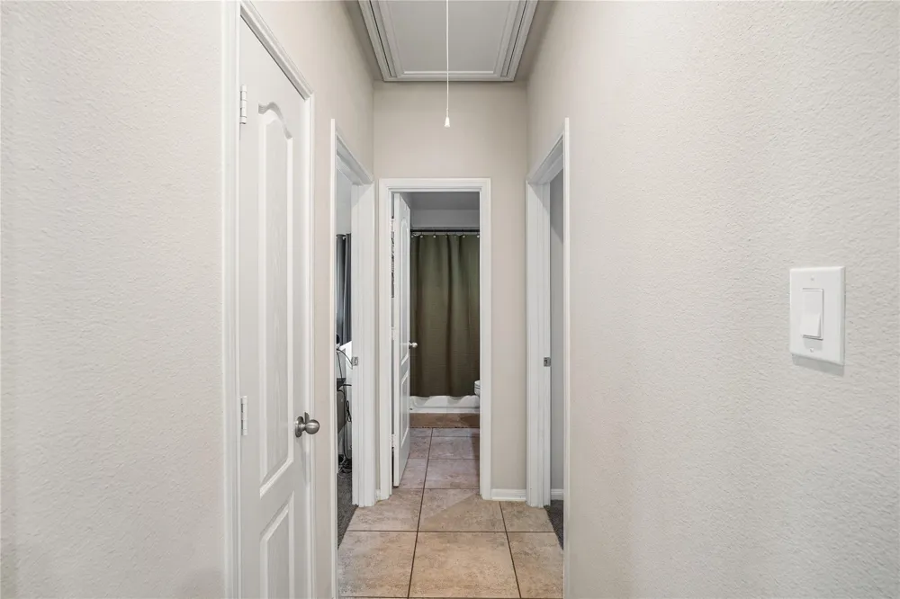 2109 Hickory Valley Court Pearland, TX 77581