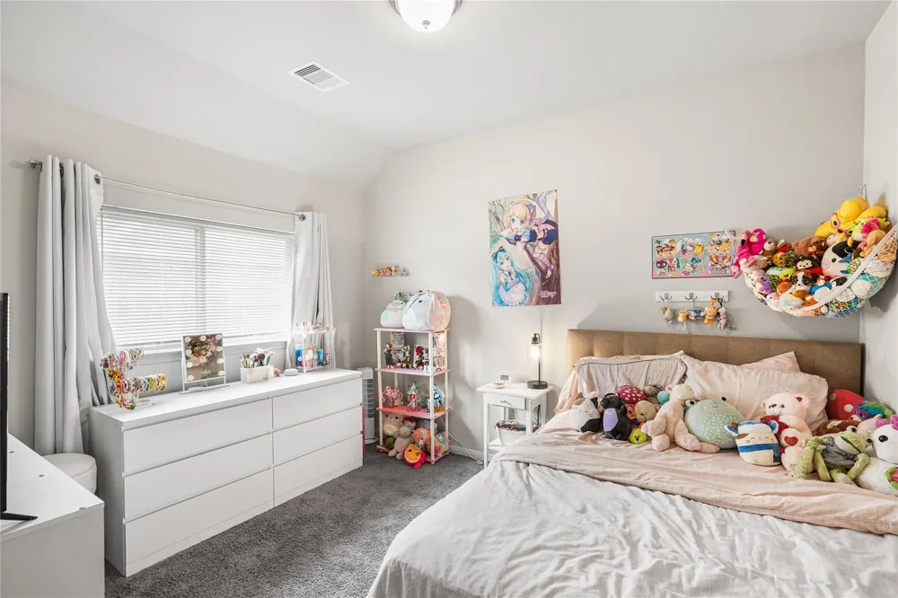 2109 Hickory Valley Court Pearland, TX 77581