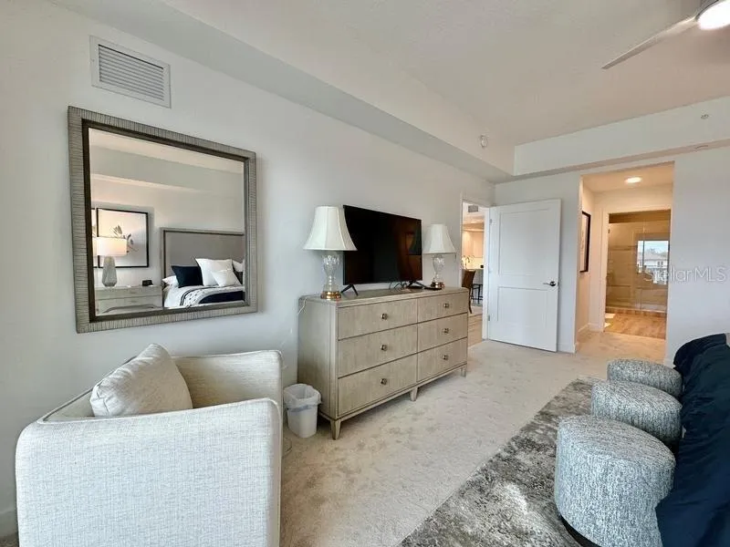 125 ISLAND WAY #305 Clearwater, FL 33767