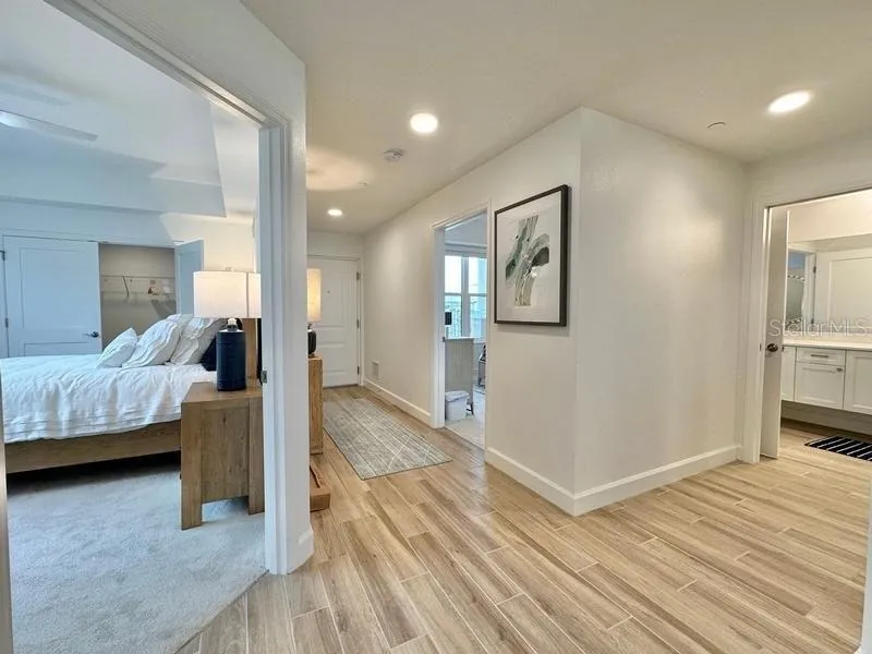 125 ISLAND WAY #305 Clearwater, FL 33767