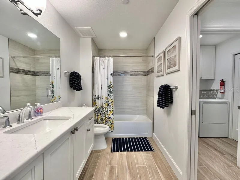 125 ISLAND WAY #305 Clearwater, FL 33767