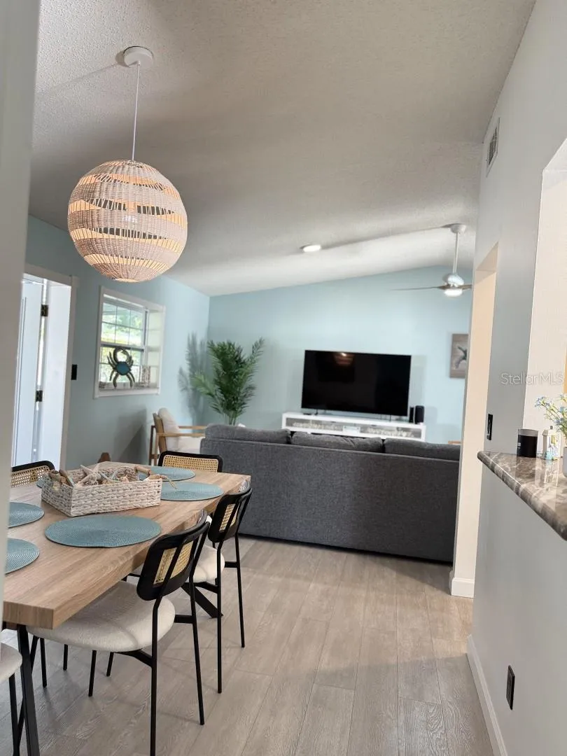 10026 83RD CIRCLE Seminole, FL 33777