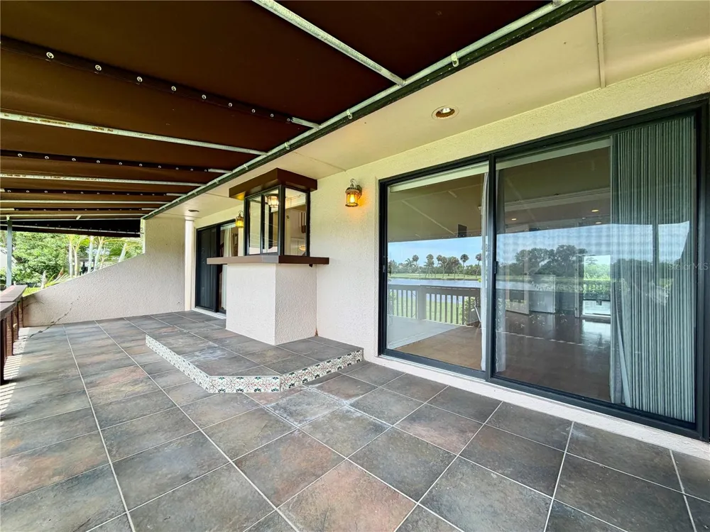 1320 PELICAN CREEK CROSSING St Petersburg, FL 33707