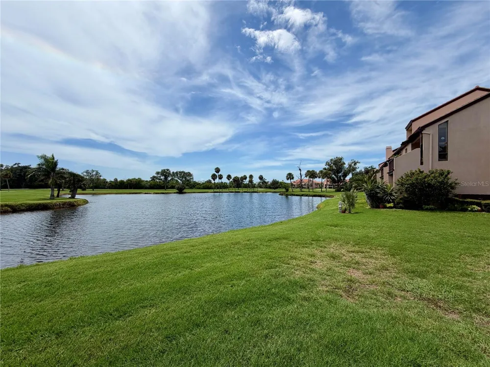 1320 PELICAN CREEK CROSSING St Petersburg, FL 33707