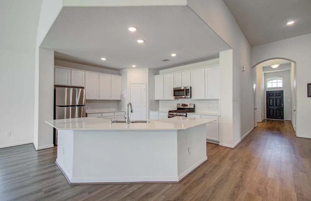 537 Green Meadows Drive West Columbia, TX 77486
