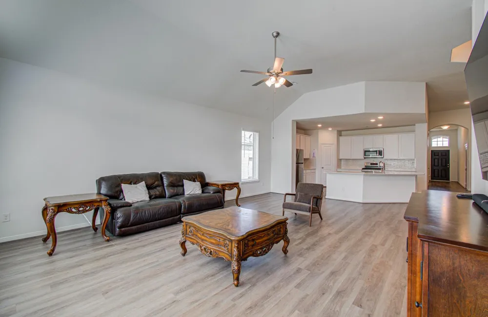 537 Green Meadows Drive West Columbia, TX 77486